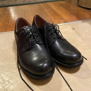Mens dress shoes - brand new!